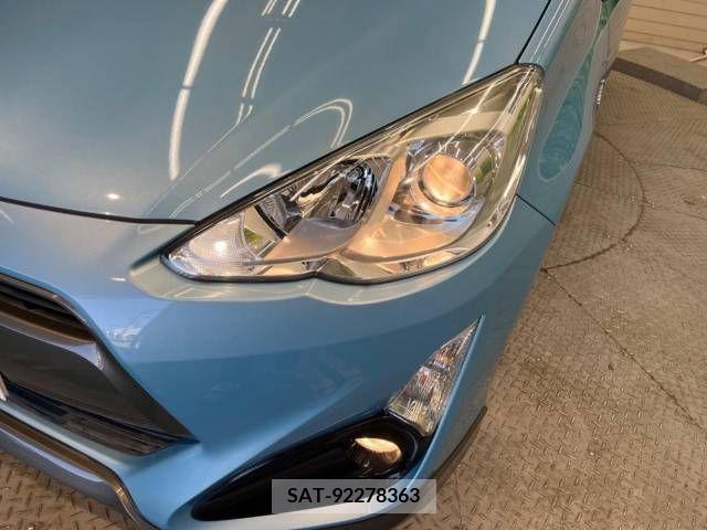 Toyota AQUA 2015-07 384174-12