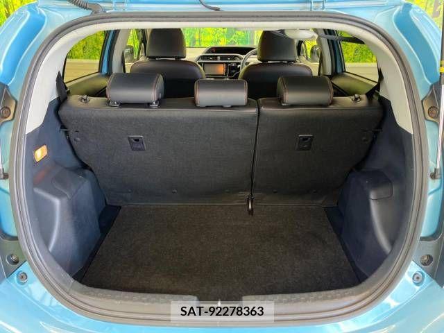 Toyota AQUA 2015-07 384174-10