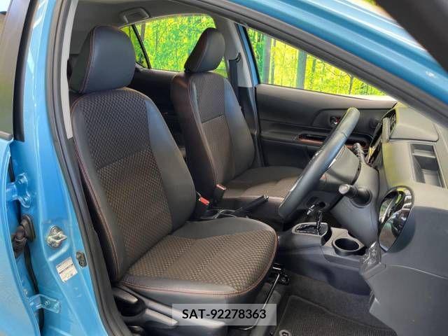 Toyota AQUA 2015-07 384174-8