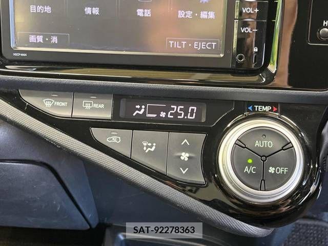 Toyota AQUA 2015-07 384174-7