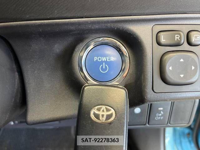 Toyota AQUA 2015-07 384174-6