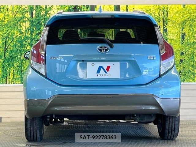Toyota AQUA 2015-07 384174-15