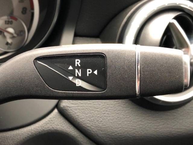 Mercedes Benz CLA-CLASS 2014-08 18014-11