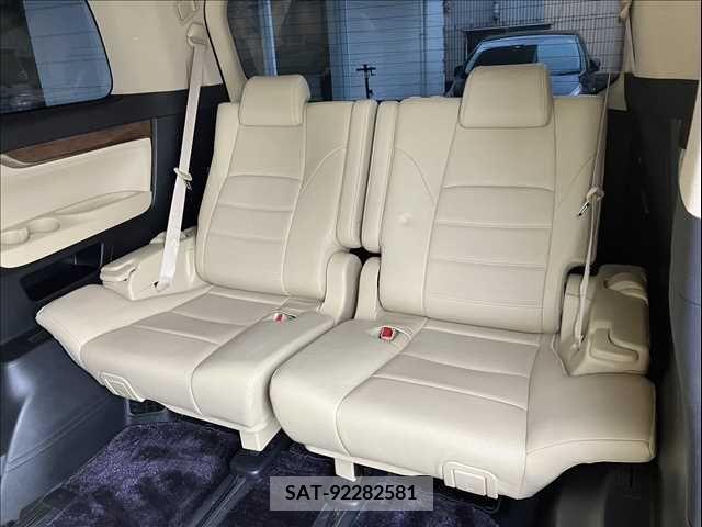 Toyota VELLFIRE 2016-01 386371-19