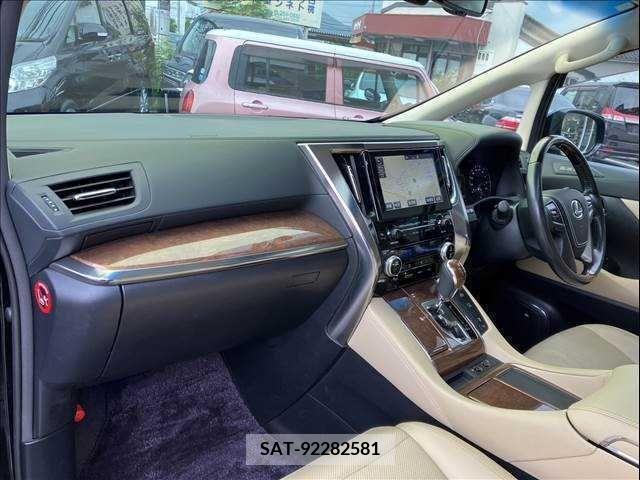 Toyota VELLFIRE 2016-01 386371-15