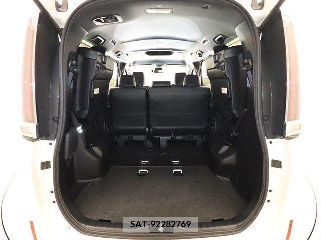 Toyota ESQUIRE 2019-09 321669-8