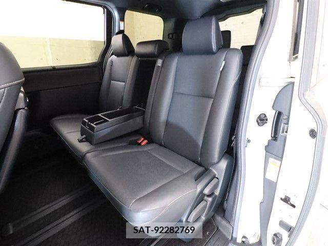 Toyota ESQUIRE 2019-09 321669-6