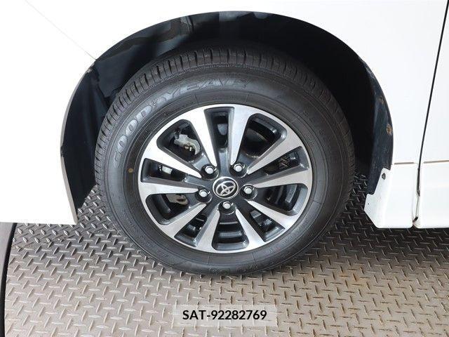 Toyota ESQUIRE 2019-09 321669-27