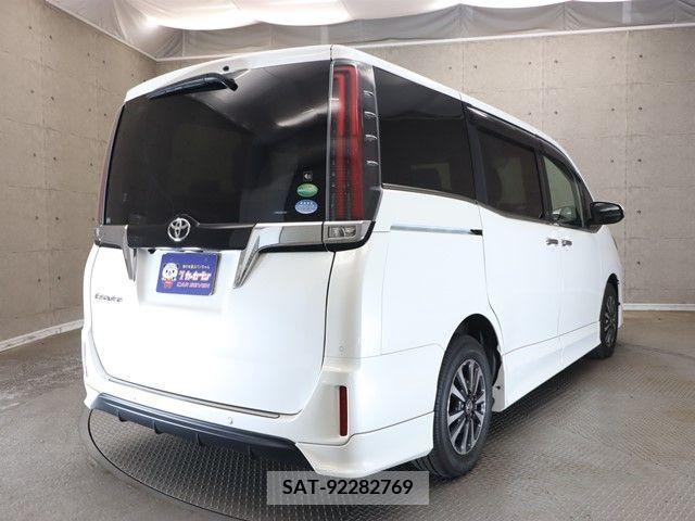 Toyota ESQUIRE 2019-09 321669-1