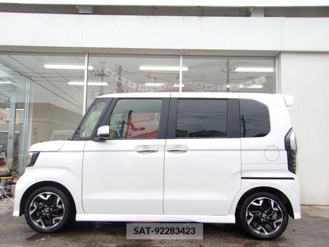 Honda N BOX CUSTOM 2019-11 325703-5