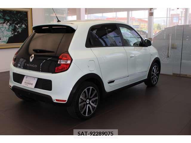 Renault TWINGO 2018-01 374394-7