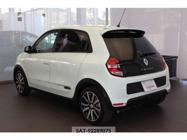 Renault TWINGO 2018-01 374394-5