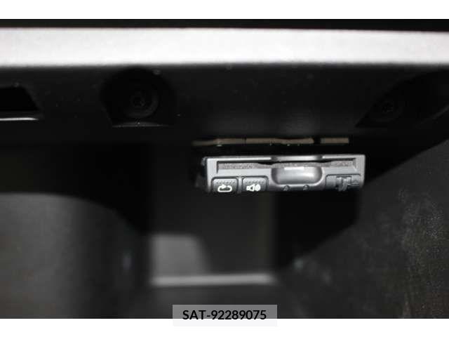 Renault TWINGO 2018-01 374394-17
