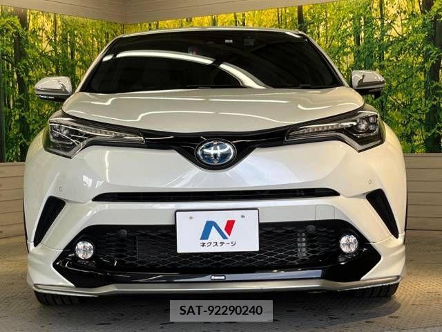 Toyota C-HR 2017-06 264052-14