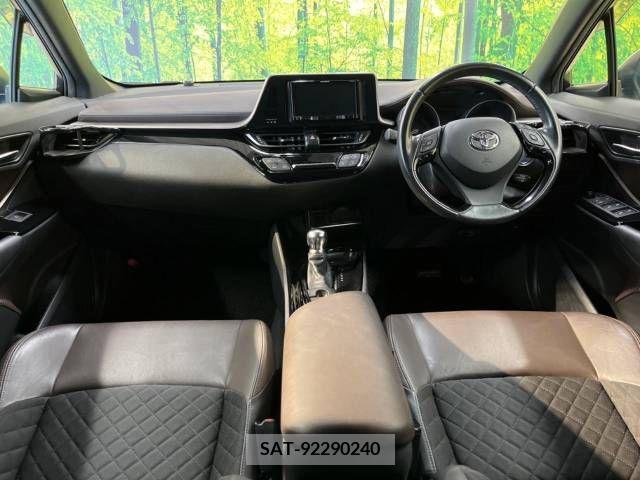 Toyota C-HR 2017-06 264052-1