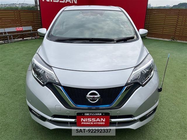 Nissan NOTE 2019-03 392957-15