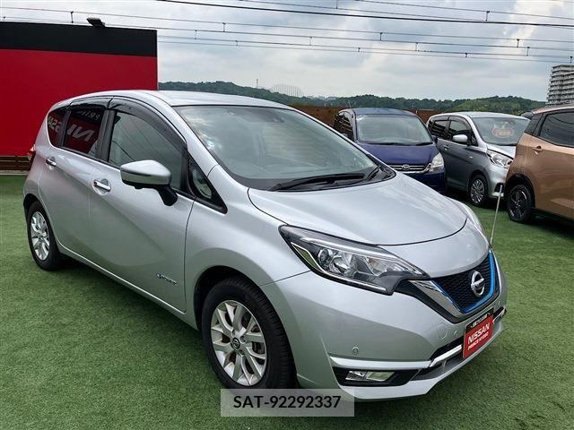 Nissan NOTE 2019-03 392957-14