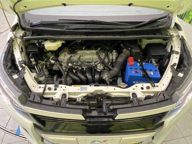 Toyota VOXY 2014-03 183912-19