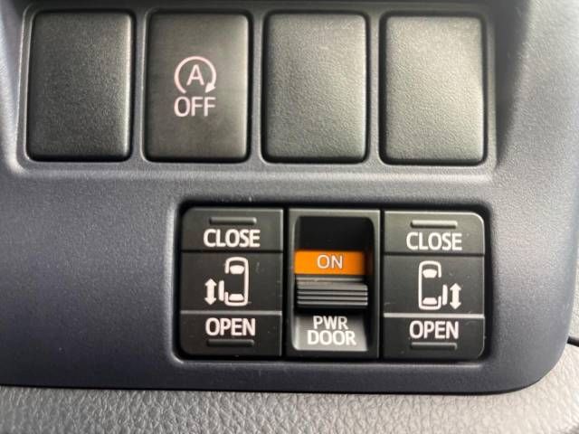 Toyota VOXY 2014-03 183912-3