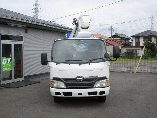 Hino DUTRO 2012-08 24074-1