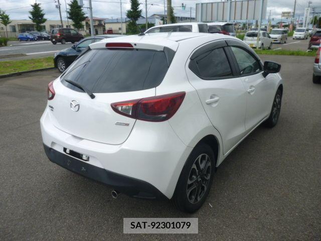 Mazda DEMIO 2015-06 345287-1