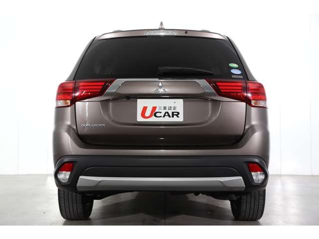 Mitsubishi OUTLANDER 2017-03 4527-18