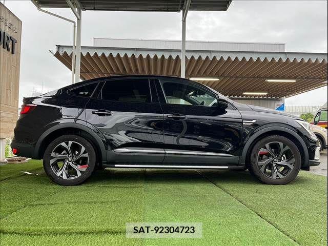 Renault Arkana 2022-11 336382-14