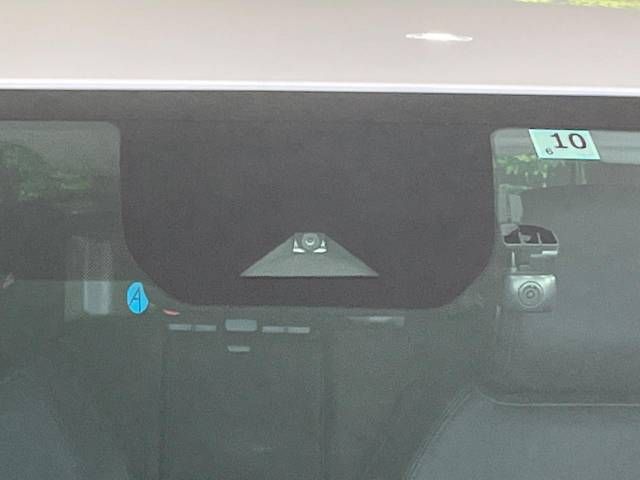 Nissan AURA 2021-10 13023-2