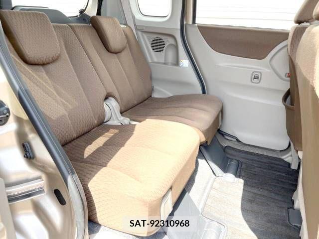 Nissan ROOX 2013-01 276195-9