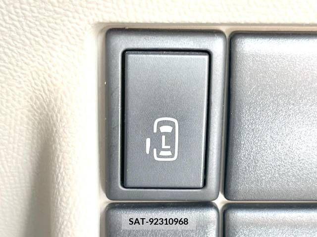 Nissan ROOX 2013-01 276195-3