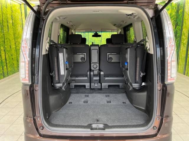 Nissan SERENA 2015-02 184404-11