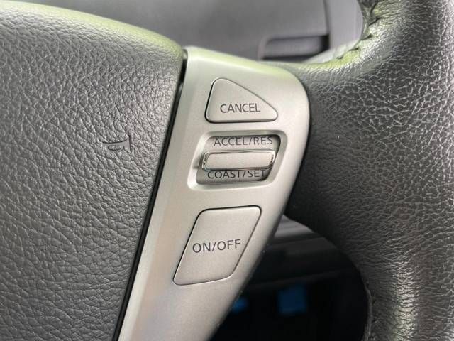 Nissan SERENA 2015-02 184404-3
