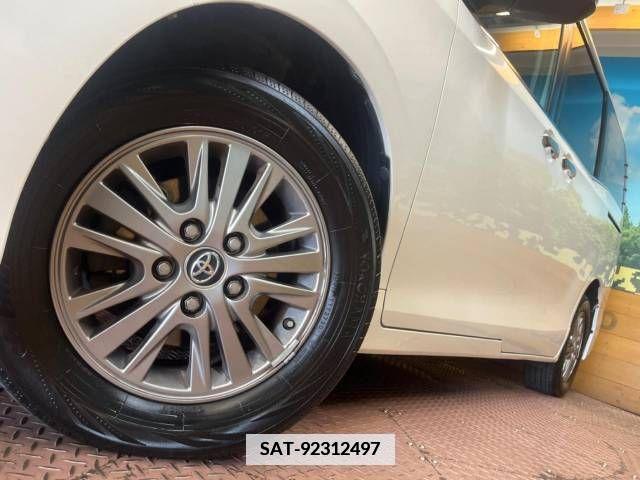 Toyota ESQUIRE 2016-09 359797-13