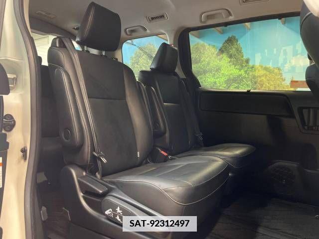 Toyota ESQUIRE 2016-09 359797-9