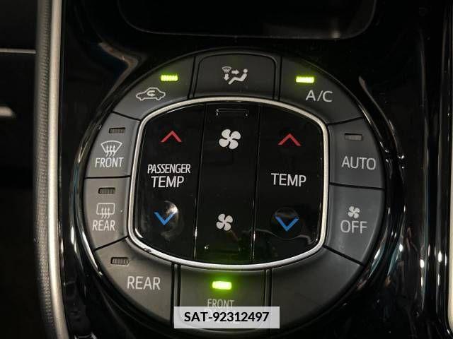 Toyota ESQUIRE 2016-09 359797-7