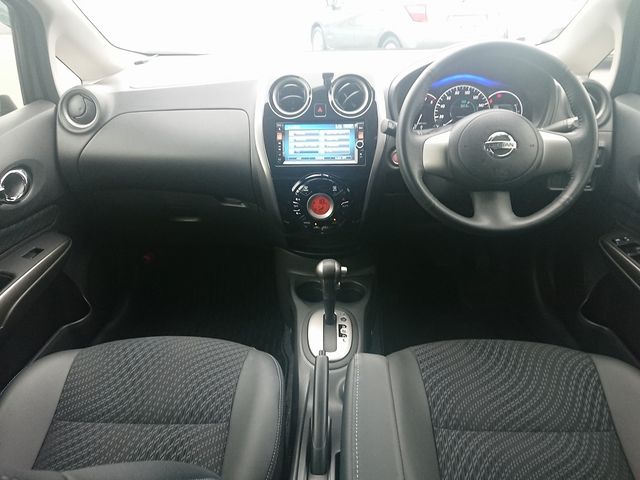 Nissan NOTE 2012-12 11535-2