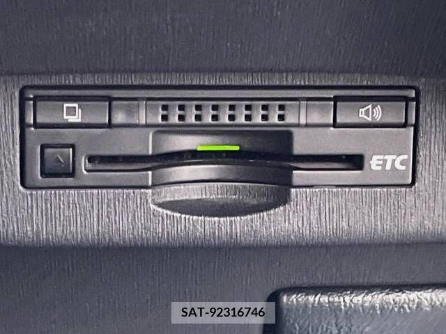 Toyota PRIUS 2015-06 366663-7