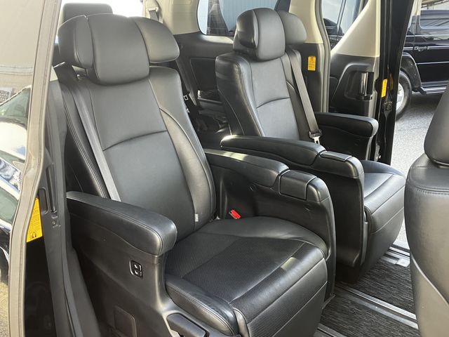 Toyota ALPHARD HYBRID 2013-10 184858-6