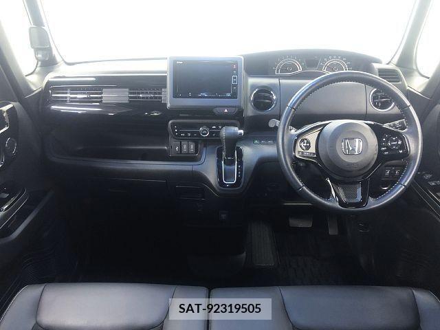 Honda N BOX 2021-05 278531-1