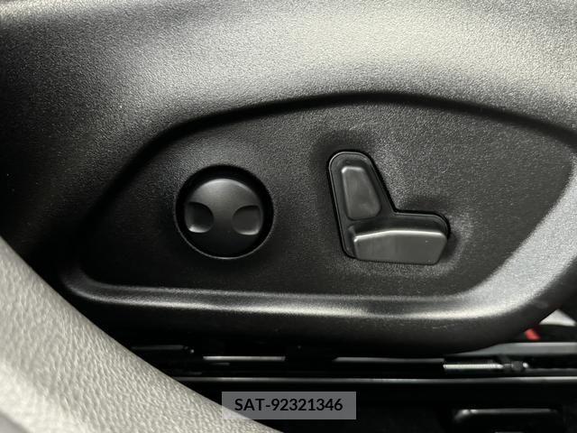 Jeep RENEGADE 2023-03 298884-12