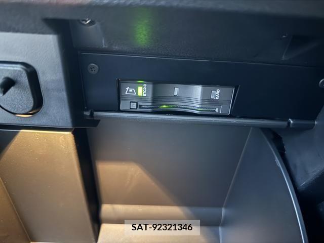 Jeep RENEGADE 2023-03 298884-9