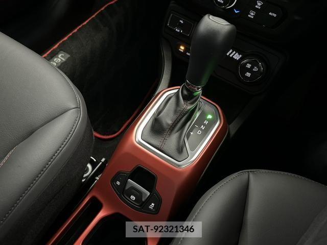Jeep RENEGADE 2023-03 298884-8