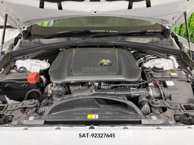 Jaguar F-PACE 2016-10 221447-15