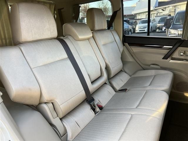 Mitsubishi PAJERO 2014-03 195138-19