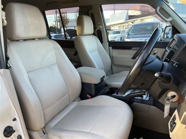 Mitsubishi PAJERO 2014-03 195138-18