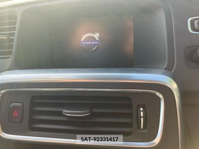 Volvo V60 2012-05 394902-15