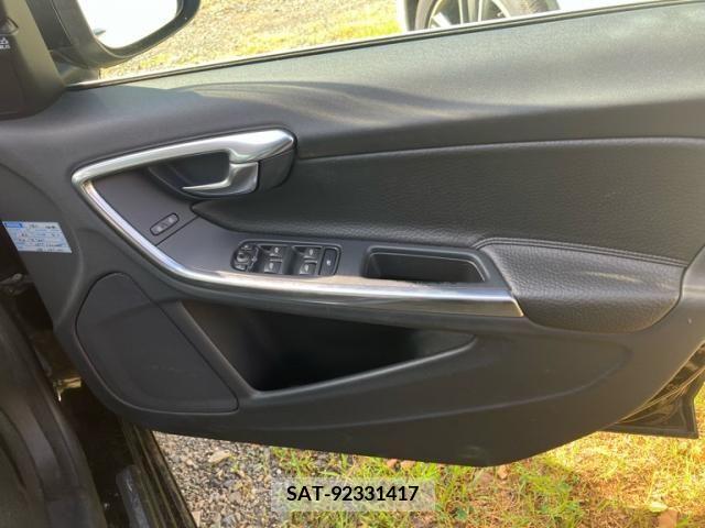 Volvo V60 2012-05 394902-12