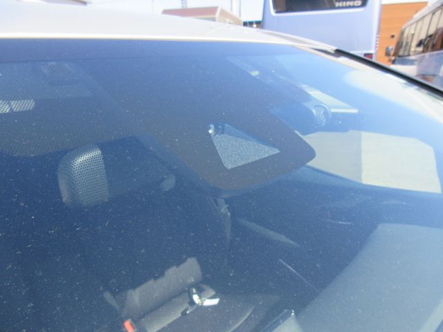 Toyota PRIUS 2019-06 14200-16