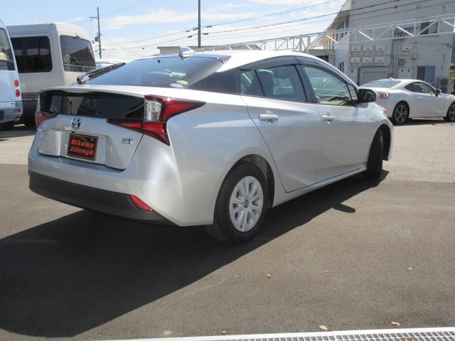 Toyota PRIUS 2019-06 14200-2