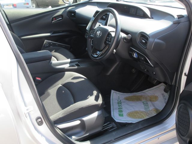 Toyota PRIUS 2019-06 14200-4